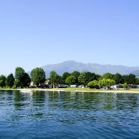 In Solarium Apartmanhotel Domaso